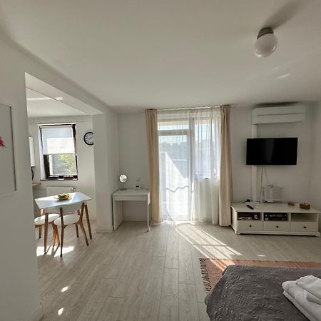 Amadeus Iasi Apartment Luaran gambar